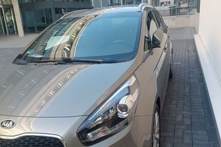 Kia Carens 116.000 km 9.500 &euro; Bonn 53115