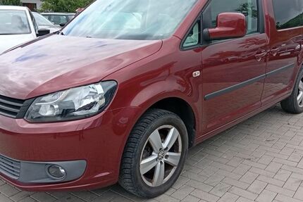 VW Caddy 108.240 km 8.490 &euro; Coppenbrügge 31863