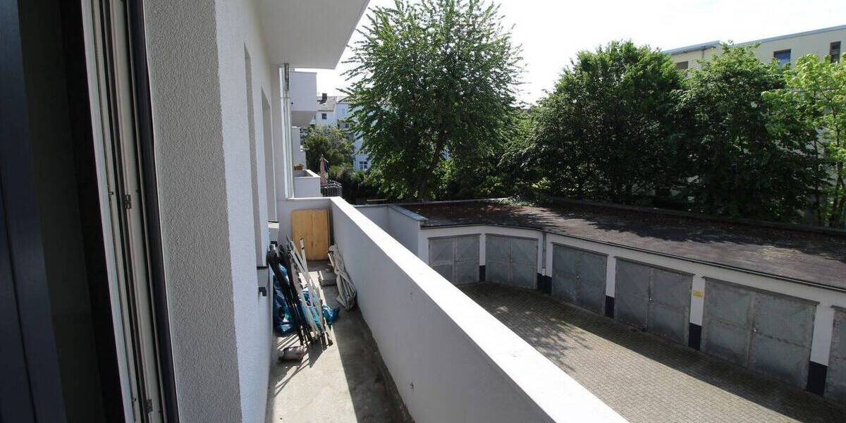Etagenwohnung Düsseldorf Oberbilk - 2 Zimmer, 62 m&sup2;, 868&euro; | Angebot:26583181