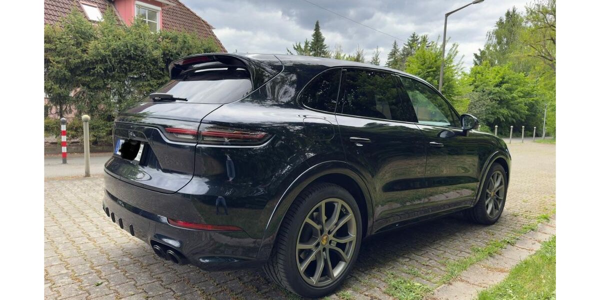 Porsche Cayenne 33.192 km 70.900 &euro; Nürnberg 90425
