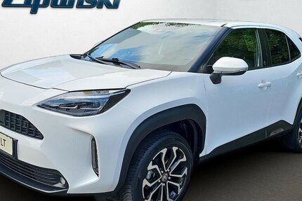 Toyota Yaris Cross Hybrid FWD Team Deutschland 48.318 km 21.570 &euro; Schwalbach/Taunus 65824