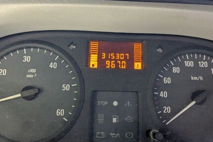 Opel Vivaro 315.000 km 6.500 &euro; Witzenhausen 37213