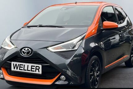 Toyota Aygo (X) 64.200 km 11.249 &euro; Herford 32049