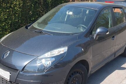 Renault Scenic 103.589 km 3.200 &euro; Egenhofen 82281