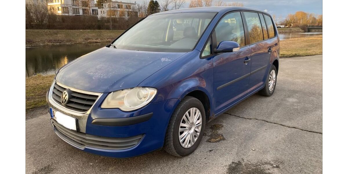 VW Touran 276.000 km 2.190 &euro; Stadtbergen 86391