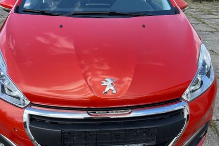 Peugeot 208 59.390 km 5.600 € Schneeberg 08289