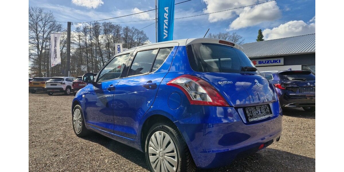 Suzuki Swift Club 34.800 km 8.900 &euro; Lutherstadt Wittenberg 06886
