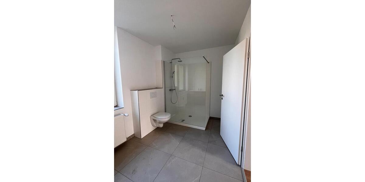 Schöne 4-Raum-Wohnung mit Einbauküche in Weißenfels 4 zimmer