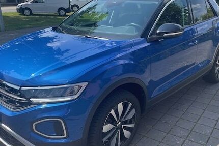 VW T-Roc 14.133 km 28.598 &euro; Nienburg 31582