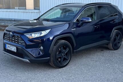 Toyota RAV 4 122.000 km 24.999 &euro; Puchheim Bahnhof (bei München) 82178