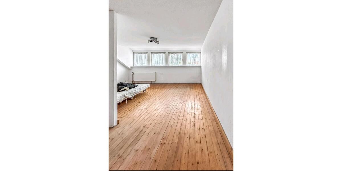 Einfamilienhaus Lorup - 11 Zimmer, 240 m&sup2;, 179.000&euro; | Angebot:26683147