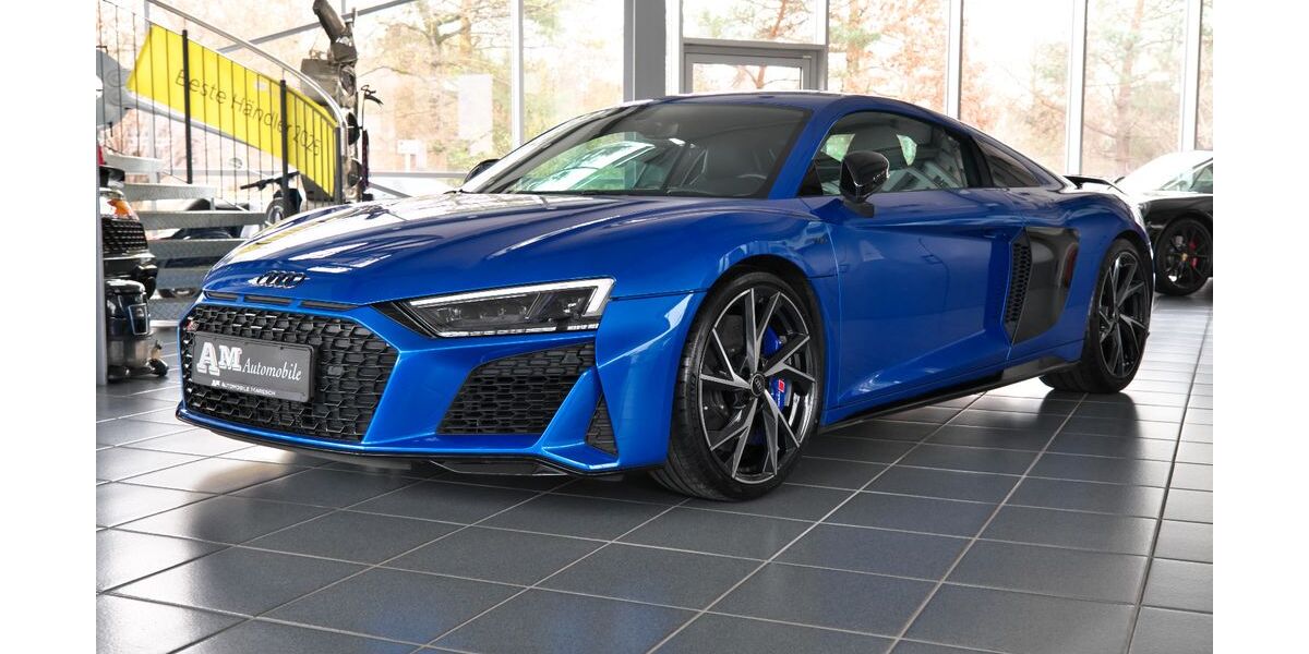 Audi R8 16.800 km 154.800 &euro; München 81829