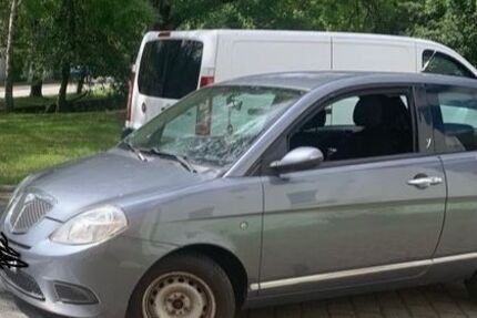 Lancia Ypsilon 140.000 km 1.750 &euro; Krostitz 04509
