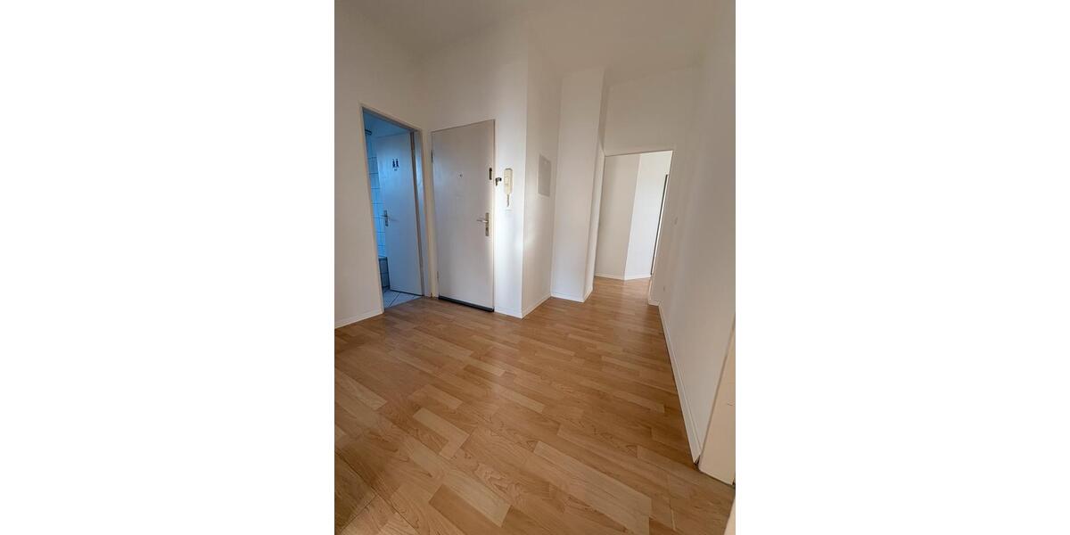 Dachgeschoßwohnung Hofheim am Taunus - 3.5 Zimmer, 68 m&sup2;, 1.300&euro; | Angebot:25520130