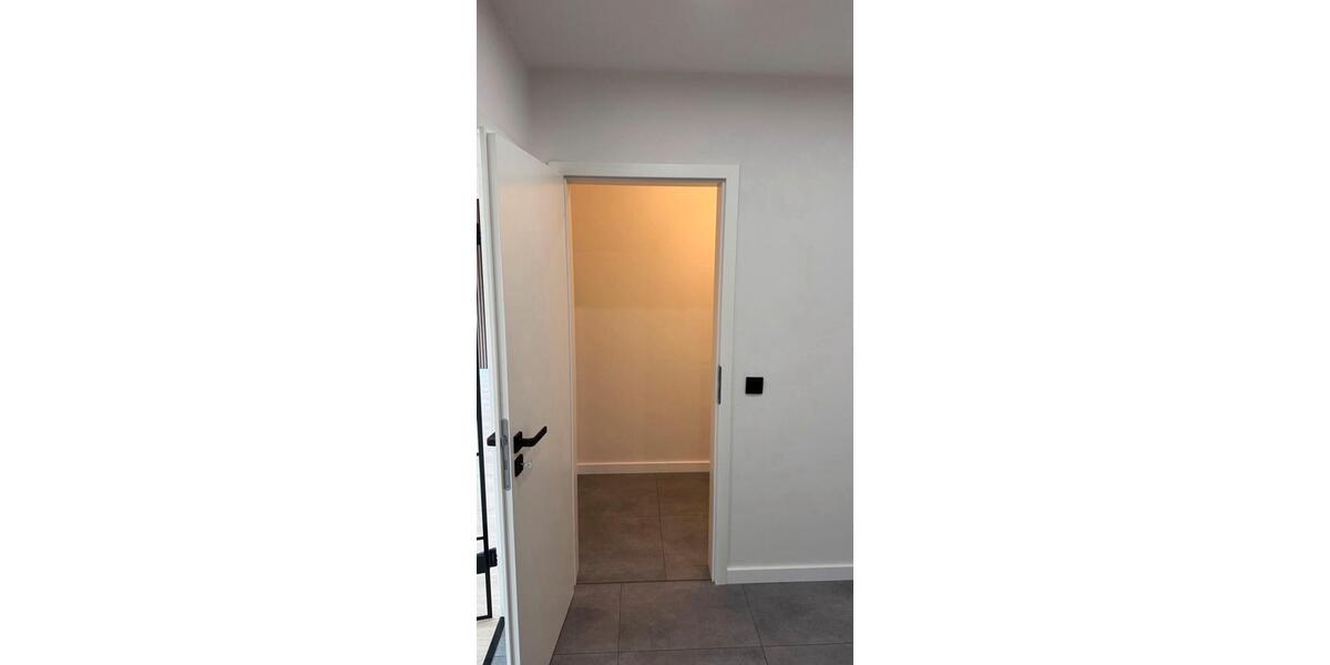 Etagenwohnung Ranis - 2 Zimmer, 61 m&sup2;, 93.000&euro; | Angebot:26904152