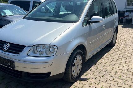 VW Touran 301.000 km 1.200 &euro; Löhne Mennighüffen 32584