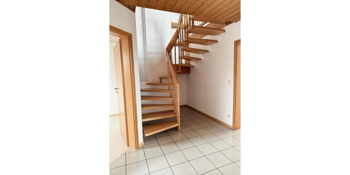 Doppelhaushälfte Kümmersbruck - 8 Zimmer, 176 m&sup2;, 1.450&euro; | Angebot:26640571