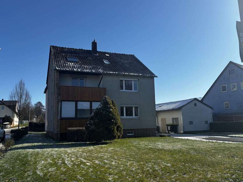 Haus zum Kaufen in Bad Salzdetfurth 245.000 € 218 m²