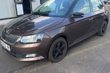 Skoda Fabia 49.100 km 11.400 € Eisenach 99817