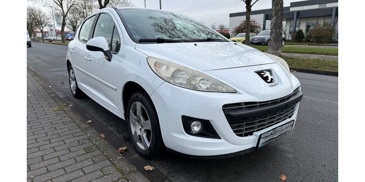 Peugeot 207 280.000 km 2.900 € Paderborn 33106