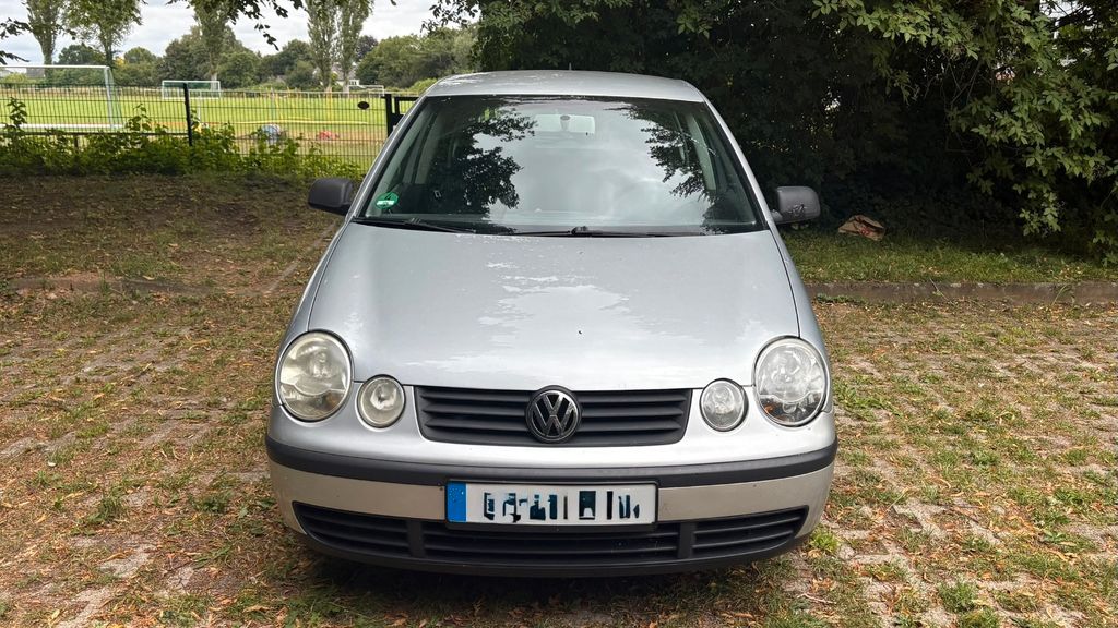 VW Polo 176.000 km 2.500 &euro; Haseldorf 25489