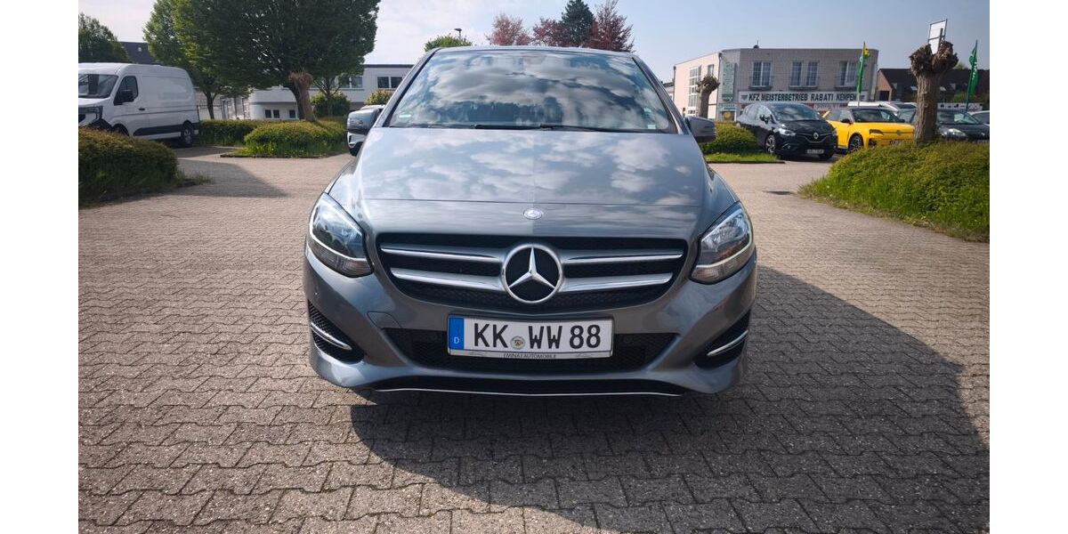 Mercedes-Benz B 180 204.000 km 8.000 &euro; Kempen 47906
