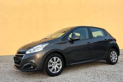 Peugeot 208 81.700 km 7.350 &euro; Dresden 01109