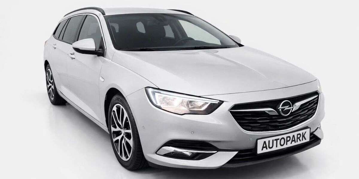 Opel Insignia 53.000 km 16.498 &euro; Mallentin bei Lübeck(B105) 23936