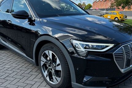 Audi e-tron 73.400 km 27.400 € Wettringen 48493