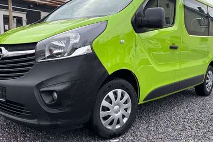 Opel Vivaro 90.092 km 18.990 &euro; Paderborn 33104