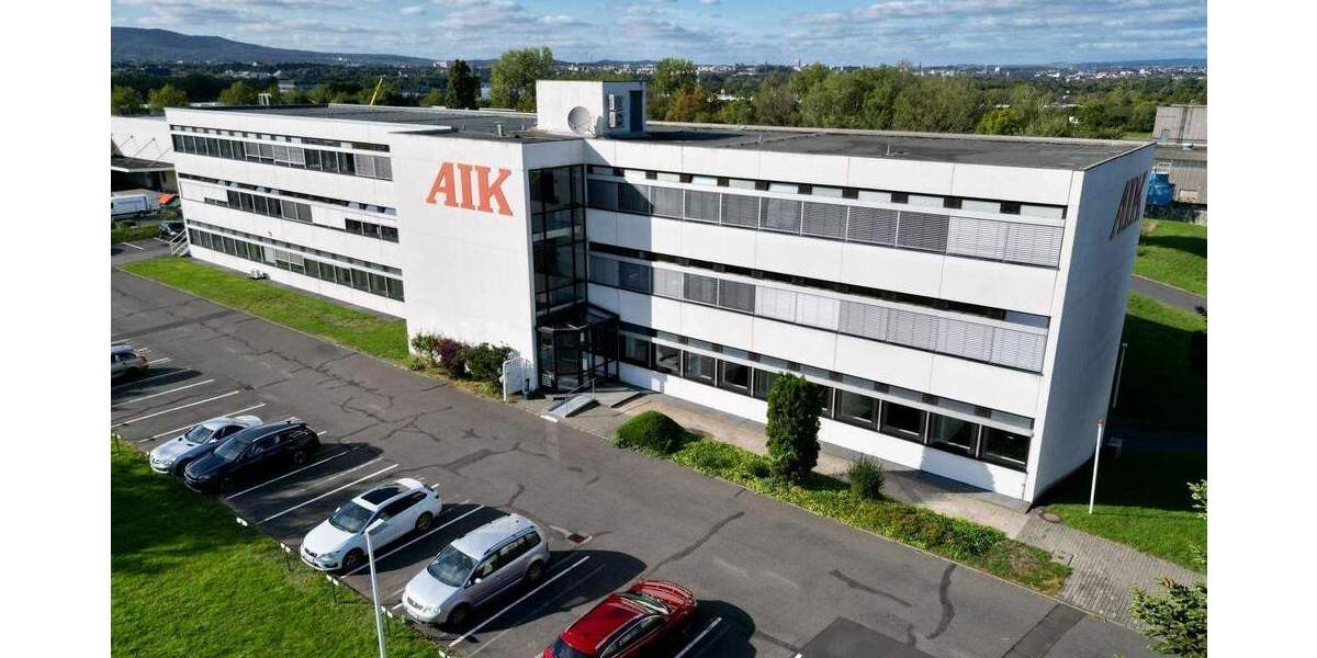 Großzügige Gewerbeimmobilie in Kassel-Waldau zimmer