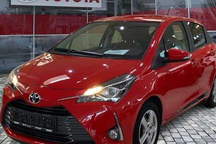 Toyota Yaris 41.826 km 13.990 &euro; München 80807