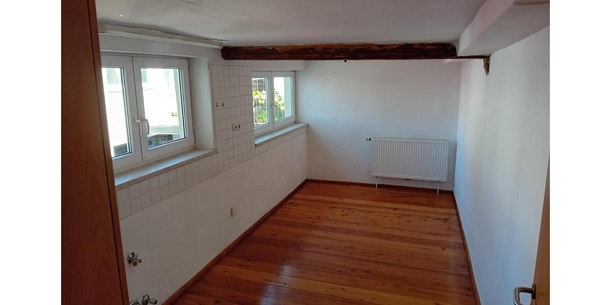 Einfamilienhaus Coburg - 3 Zimmer, 160 m&sup2;, 990&euro; | Angebot:25745958