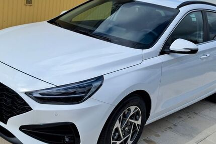 Hyundai i30 3.950 km 23.999 € Hachenburg 57627