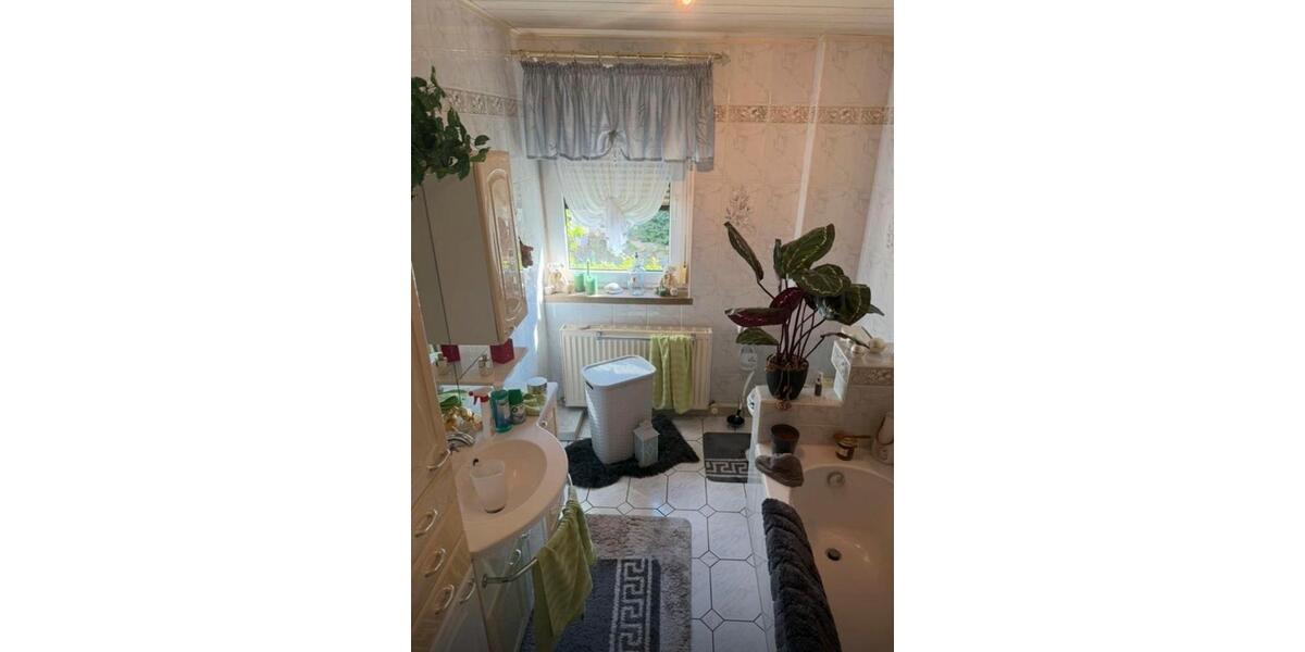 Einfamilienhaus Elsteraue - 5 Zimmer, 130 m&sup2;, 150.000&euro; | Angebot:24314796