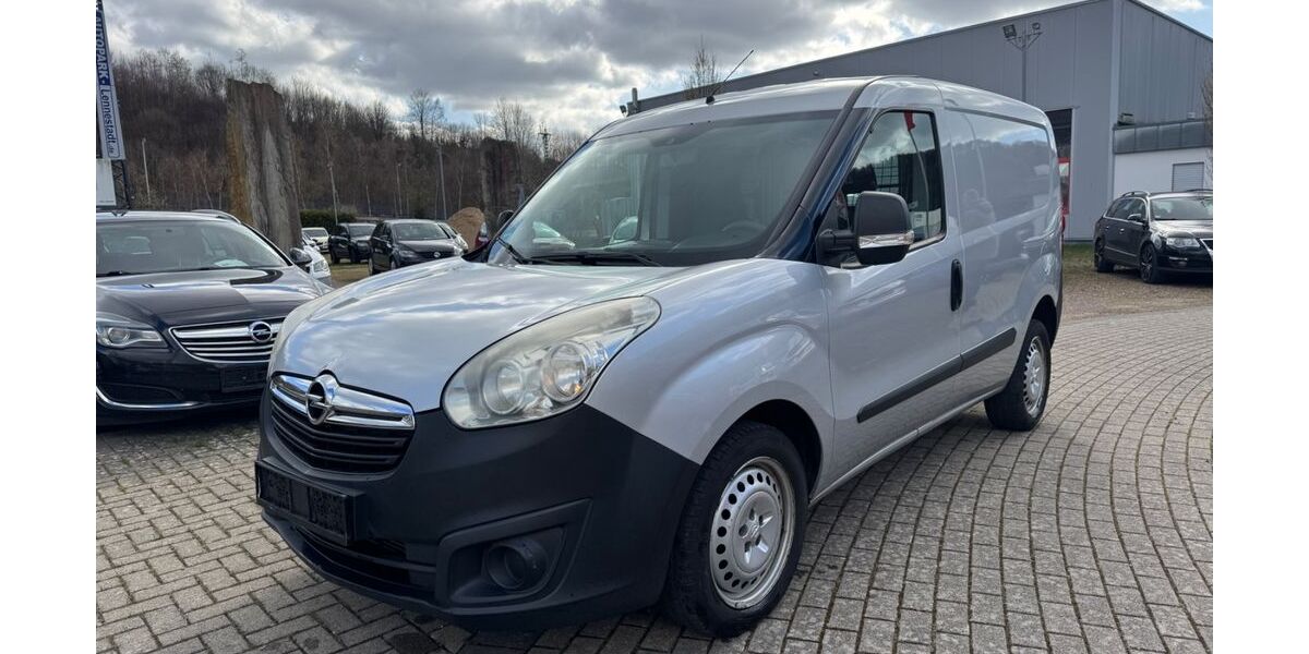 Opel Combo 222.500 km 3.990 &euro; Lennestadt (Meggen)…. 57368