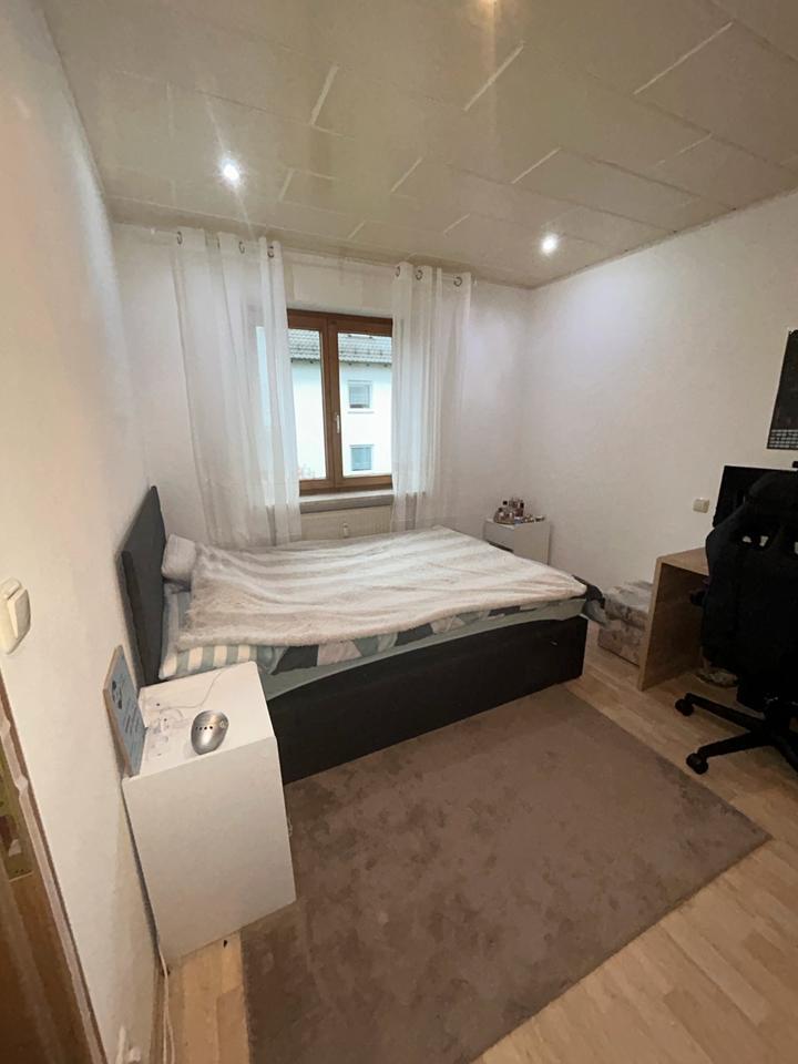 2 Zimmer Wohnung in Regensburg zimmer