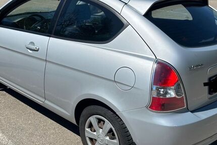 Hyundai Accent 128.000 km 1.999 &euro; Bad Wurzach 88410