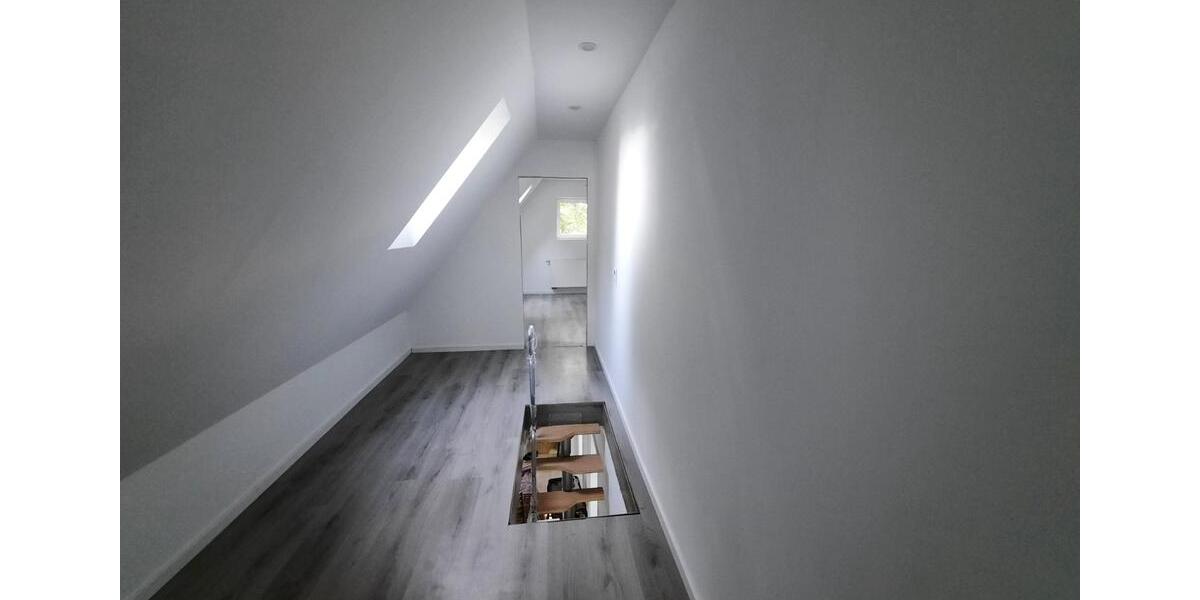 Maisonettenwohnung Mölln - 6 Zimmer, 130 m&sup2;, 1.600&euro; | Angebot:25286153