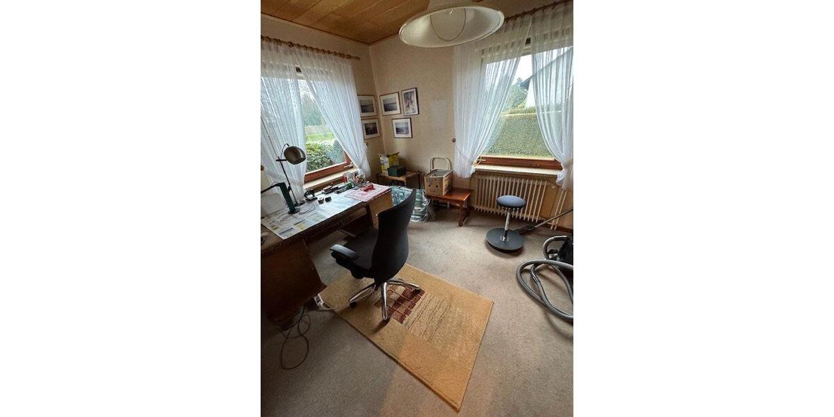 Einfamilienhaus Varel - 6 Zimmer, 140 m&sup2;, 238.000&euro; | Angebot:26829409