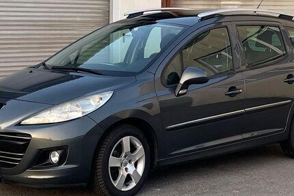 Peugeot 207 211.000 km 1.950 € Neumünster 24536