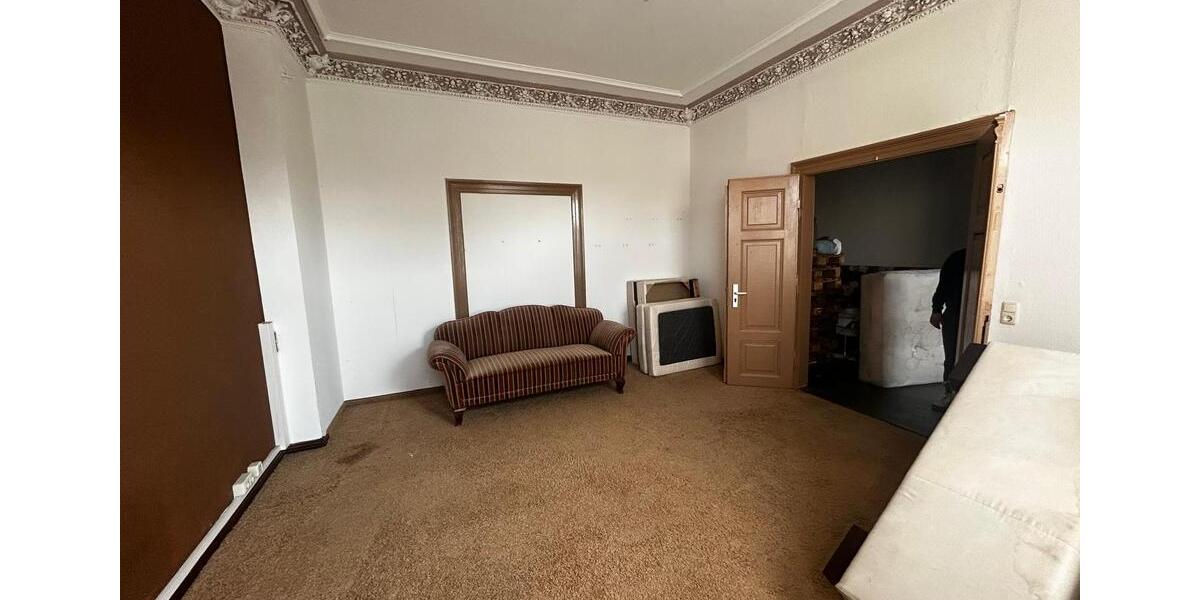 Hochparterre Crimmitschau - 2 Zimmer, 72 m&sup2;, 400&euro; | Angebot:26287903