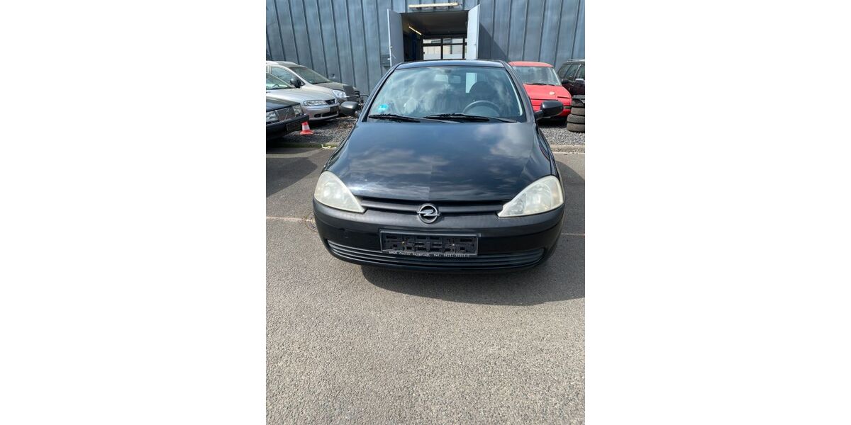 Opel Corsa 82.000 km 2.499 &euro; Hanau 63457