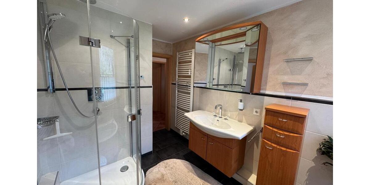 Etagenwohnung Iserlohn - 4 Zimmer, 90 m&sup2;, 850&euro; | Angebot:24594554