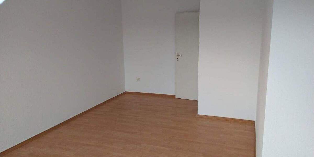 Reihenmittelhaus Merseburg - 4 Zimmer, 121 m&sup2;, 278.000&euro; | Angebot:25879472