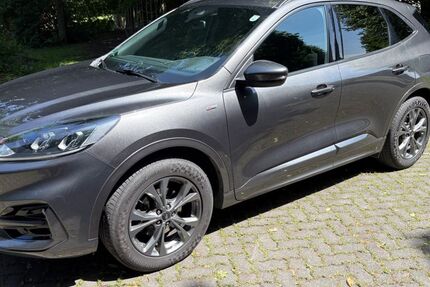 Ford Kuga 107.000 km 22.999 &euro; Warstein 59581