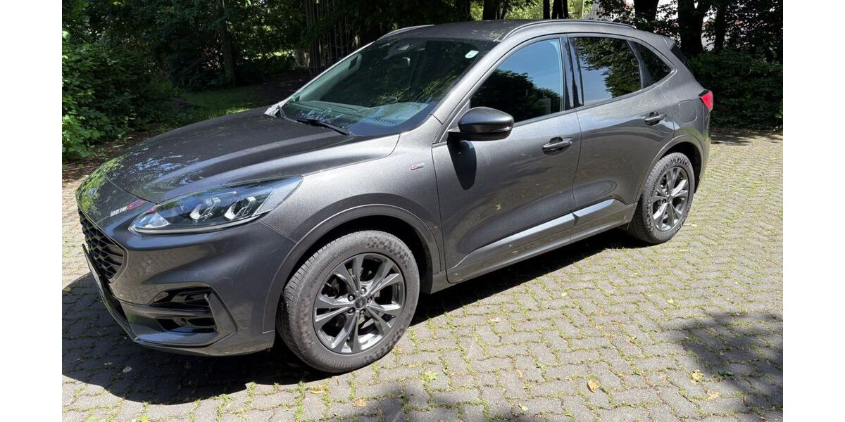 Ford Kuga 107.000 km 22.999 &euro; Warstein 59581