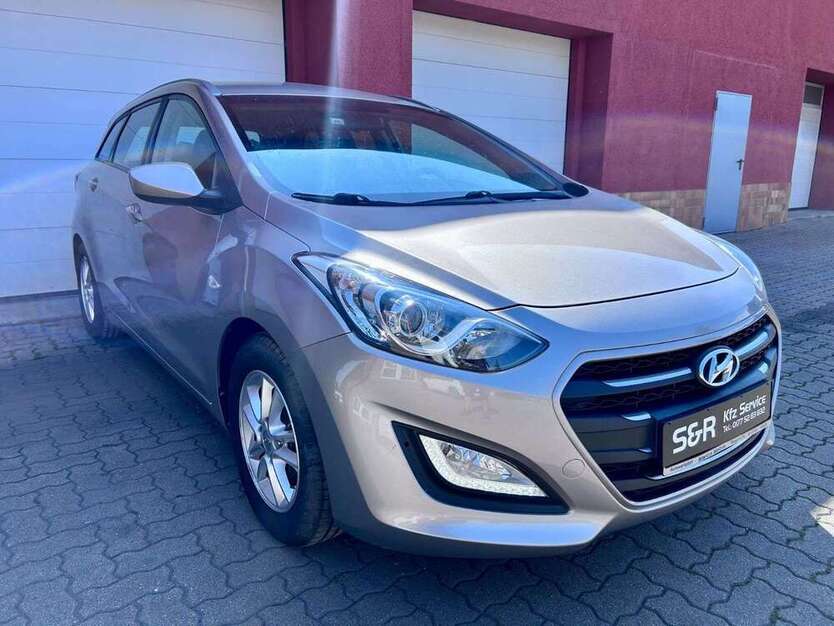 i30