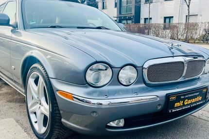 Jaguar XJ 197.000 km 8.500 &euro; München 81825