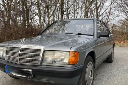 Mercedes-Benz 190 111.382 km 7.490 &euro; Großenaspe 24623